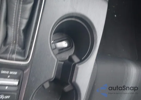 2023 Honda Civic Sport z USA, uszkodzony, nr VIN 2HGFE2F52PH551144